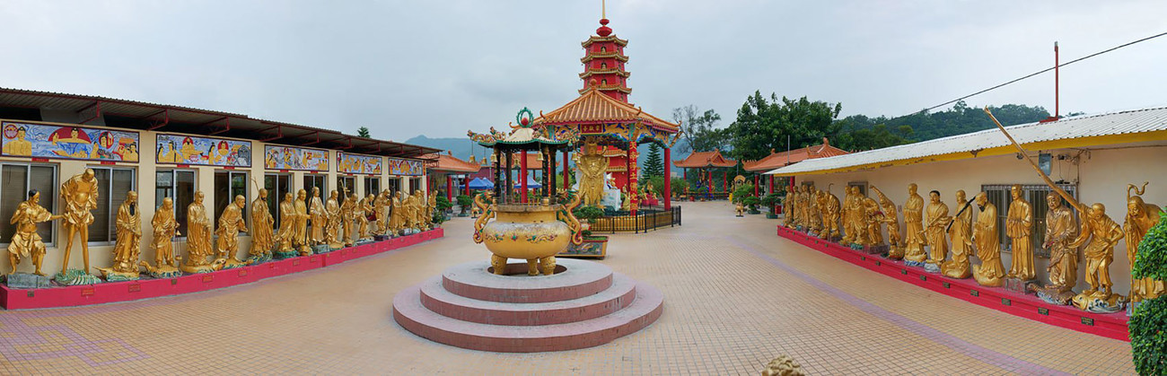 KMPAN-70 Sha Tin 10000 Buddhas courtyard - Panoramas of Hong Kong - comtemporary