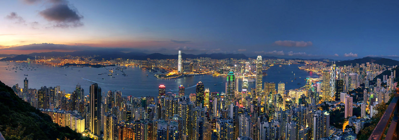 KMPAN-02 The Harbour from Lugard Road on the Peak - 2013 - Panoramas of Hong Kong - comtemporary