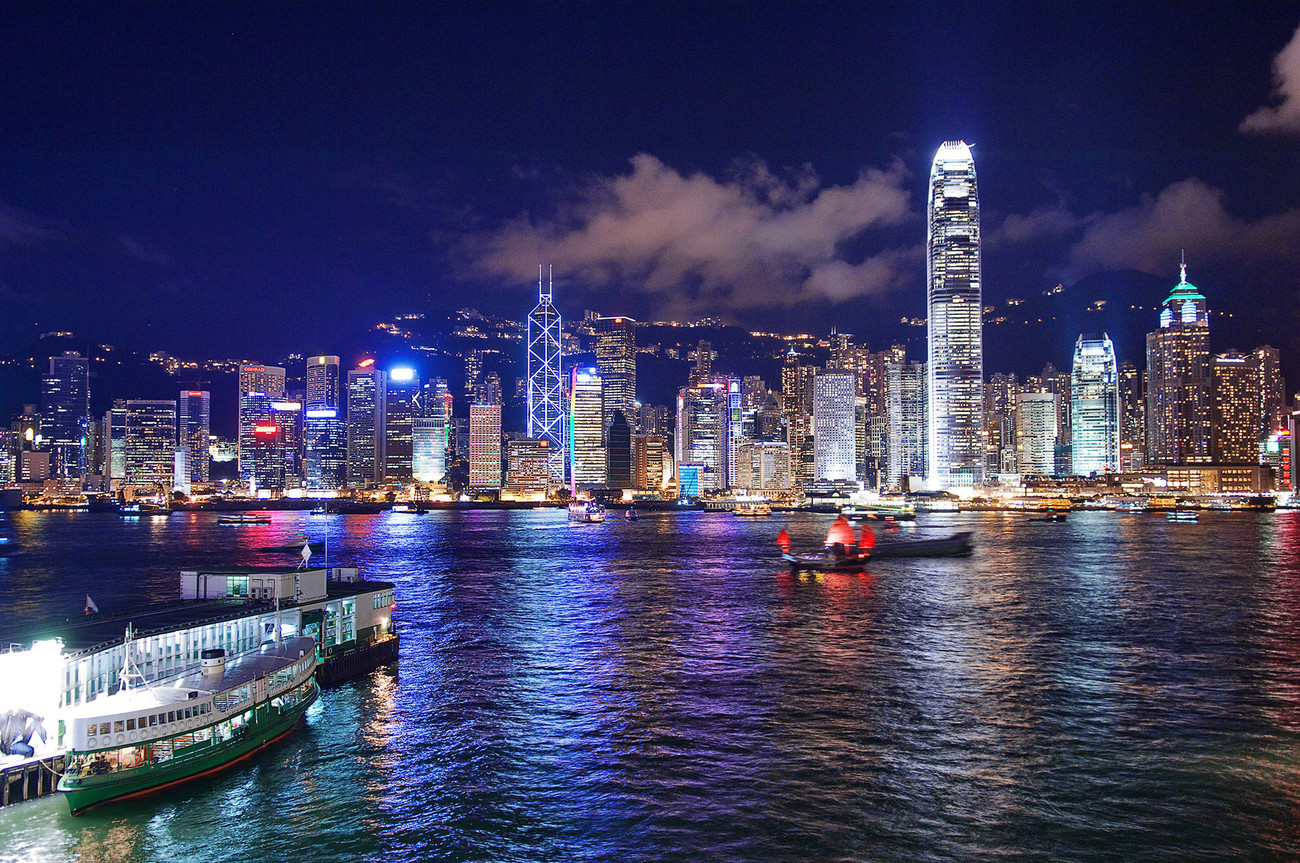 KM-165M  Central at night from OT with Aqua Luna Junk - Hong Kong - Contemporary