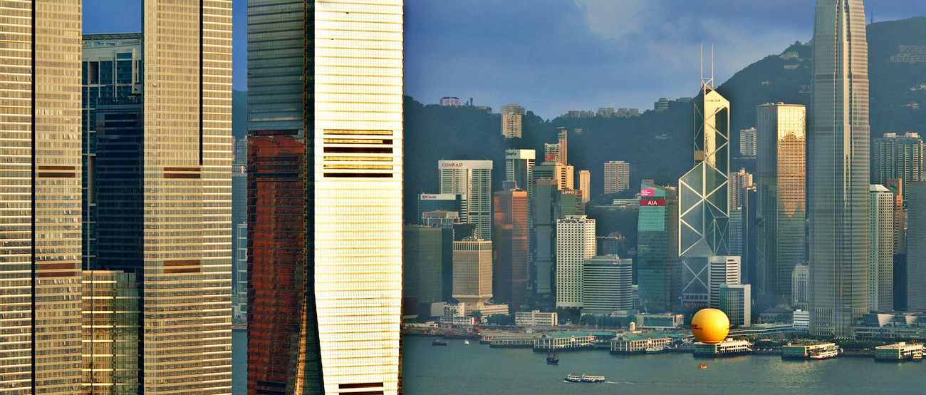 KMPAN-34B Buildings at sunset from Silver Seas - Panoramas of Hong Kong - comtemporary