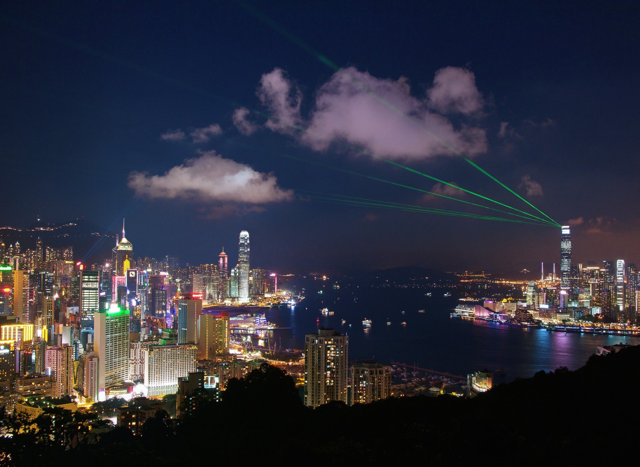 KM-137M Laser show from Braemar Hill - Hong Kong - Contemporary