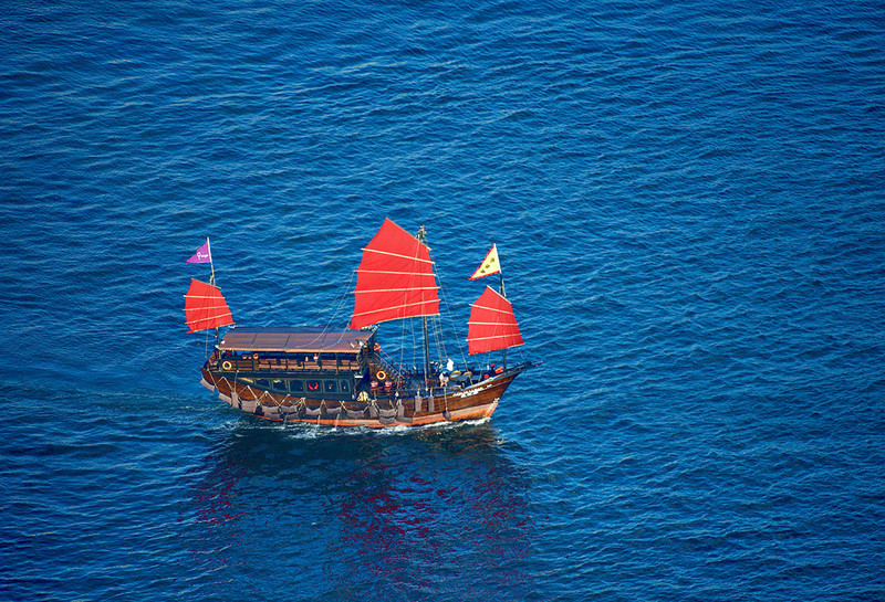The Aqua Luna Junk off Tsim Sha Tsui - DSC_4461 - Hong Kong with the Aqua Luna Junk