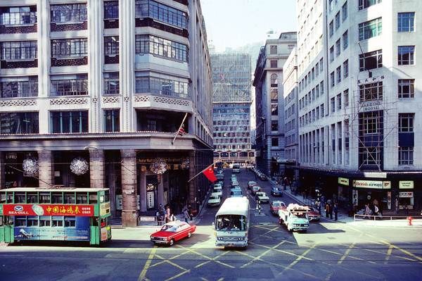 KM-160 Pedder street & Gloucester Building - 1974 - Hong Kong in the 70s and 80s