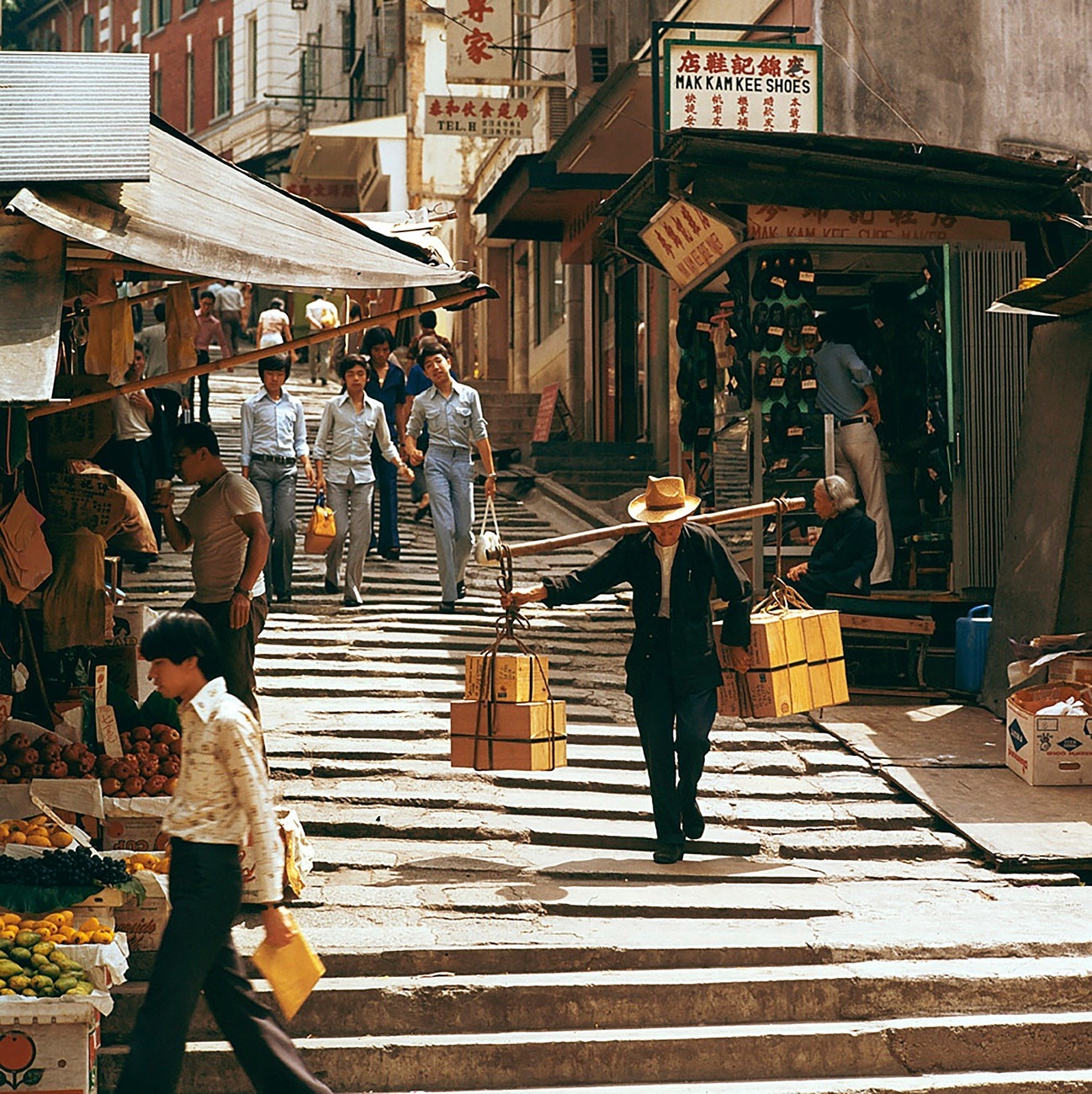 KM-19 Ladder street - 1973 - The Hong Kong Affordable Art Fair collection