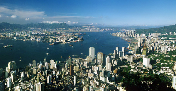 KMPAN-06 Hong Kong harbour -1982 panorama - Hong Kong in the 70s and 80s