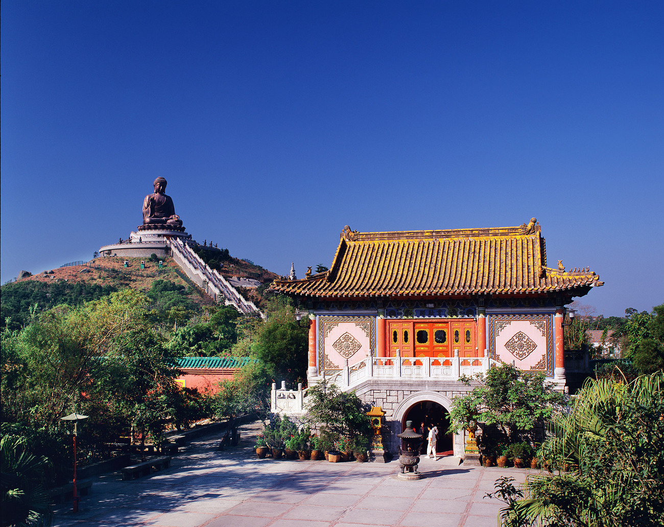KM-309M Po Lin Monastery & The Giant Buddha - Hong Kong - Contemporary