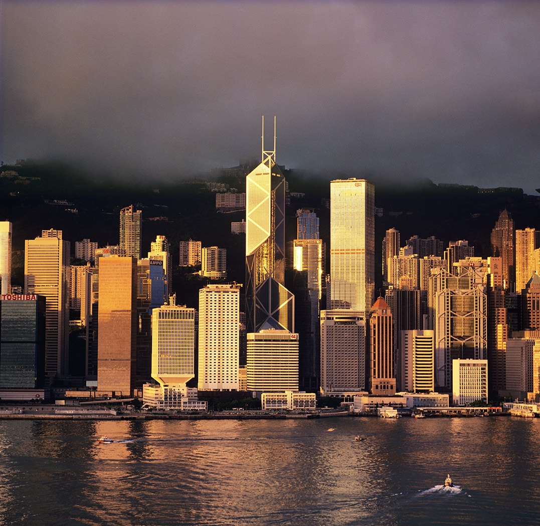 KM-193M Central at dawn - 1999 - Hong Kong - Contemporary