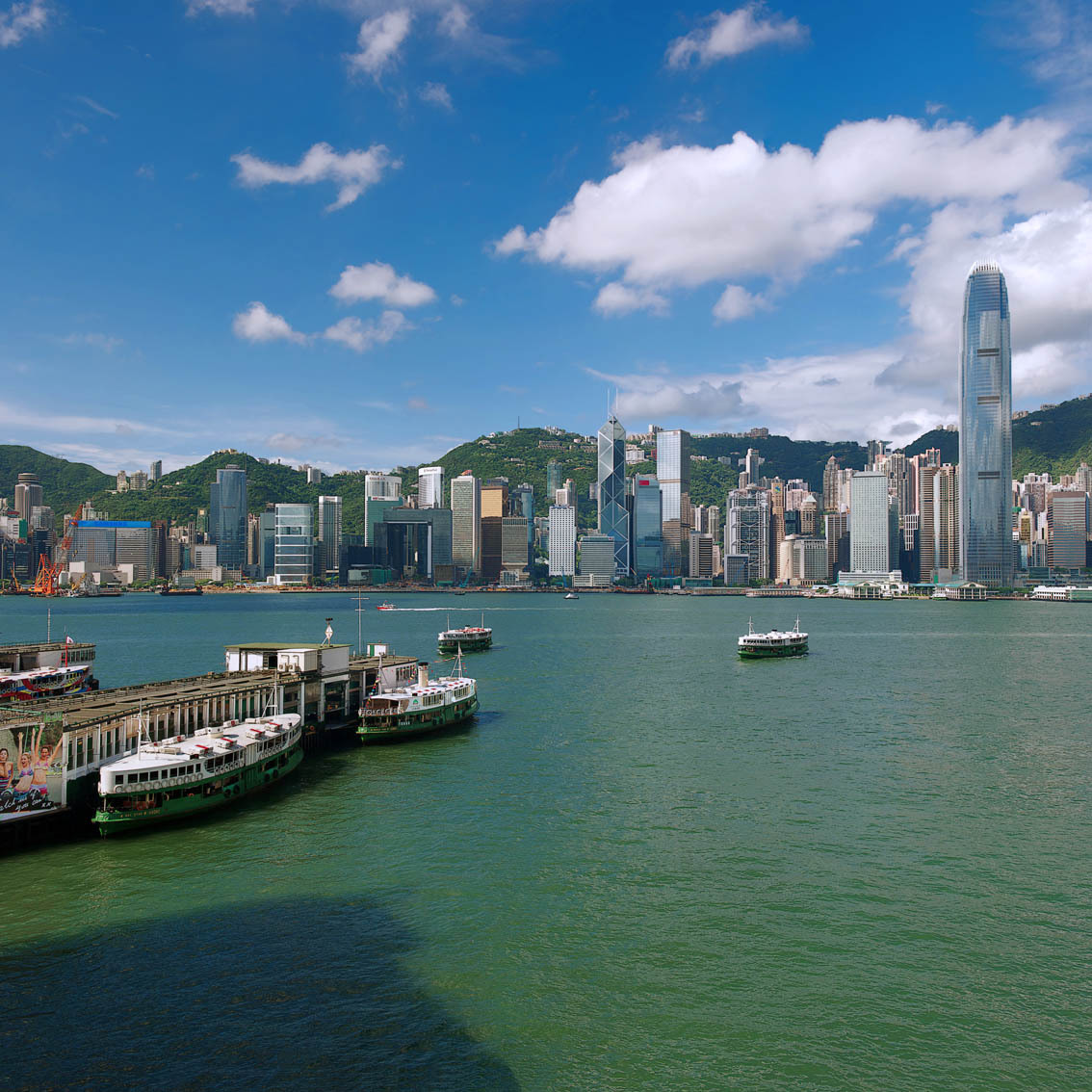 KM-203M  Central from Ocean Terminal - Hong Kong - Contemporary