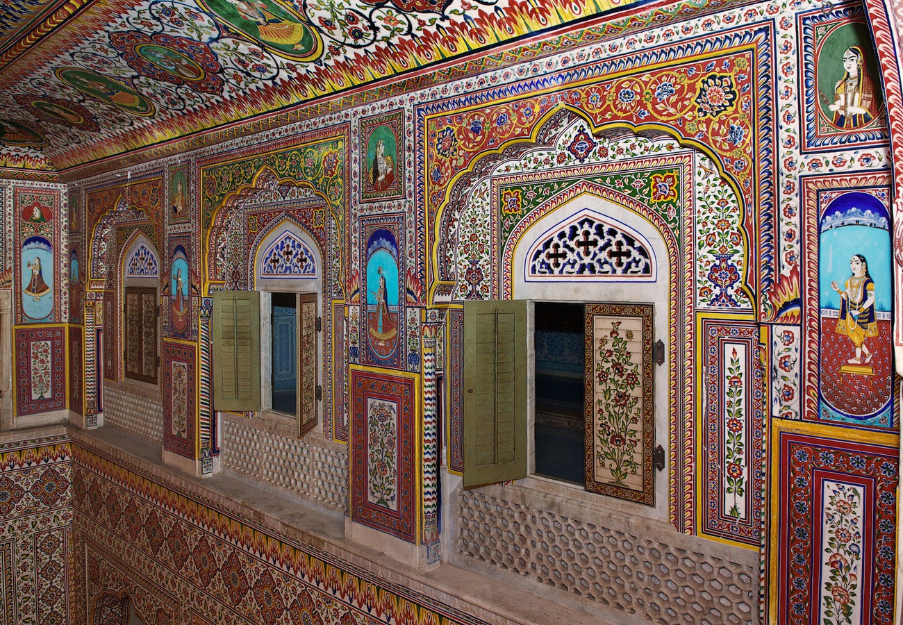 Samode Palace Hotel - Durbar hall decorations - India