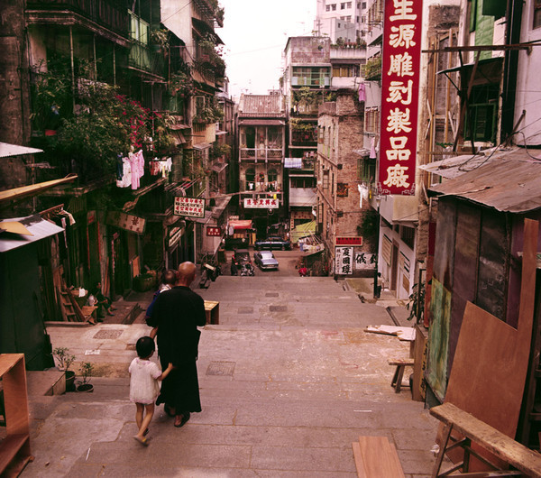 KM-153 Gough street - 1979 - Hong Kong in the 70s and 80s