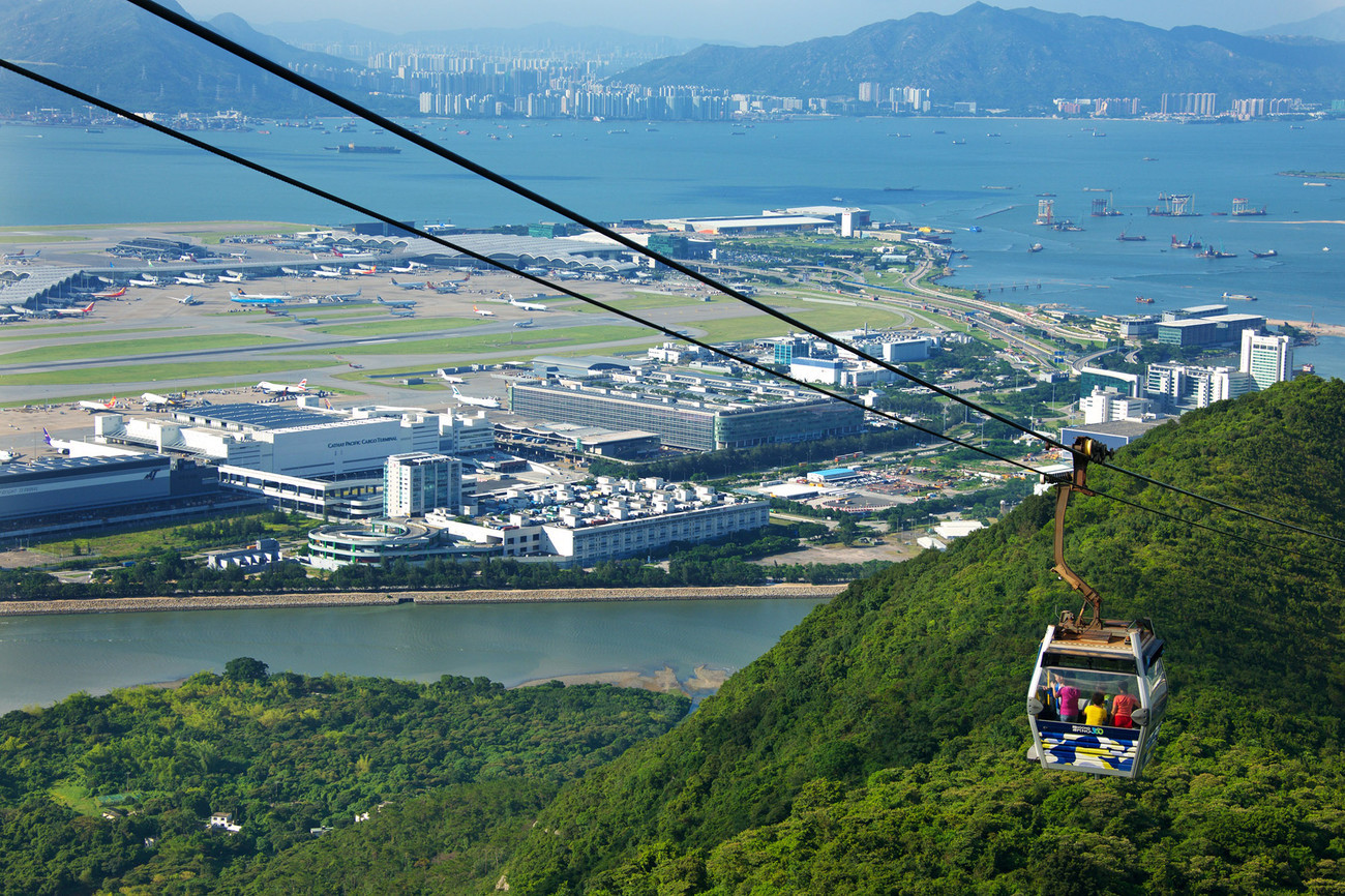 KM-308M Gong Ping cable car  Chek Lap Kok airport - Hong Kong - Contemporary