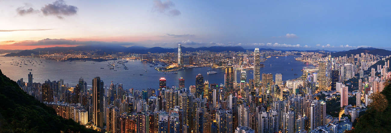 KMPAN-01 The Harbour from the Peak at dusk - 2015 - Panoramas of Hong Kong - comtemporary