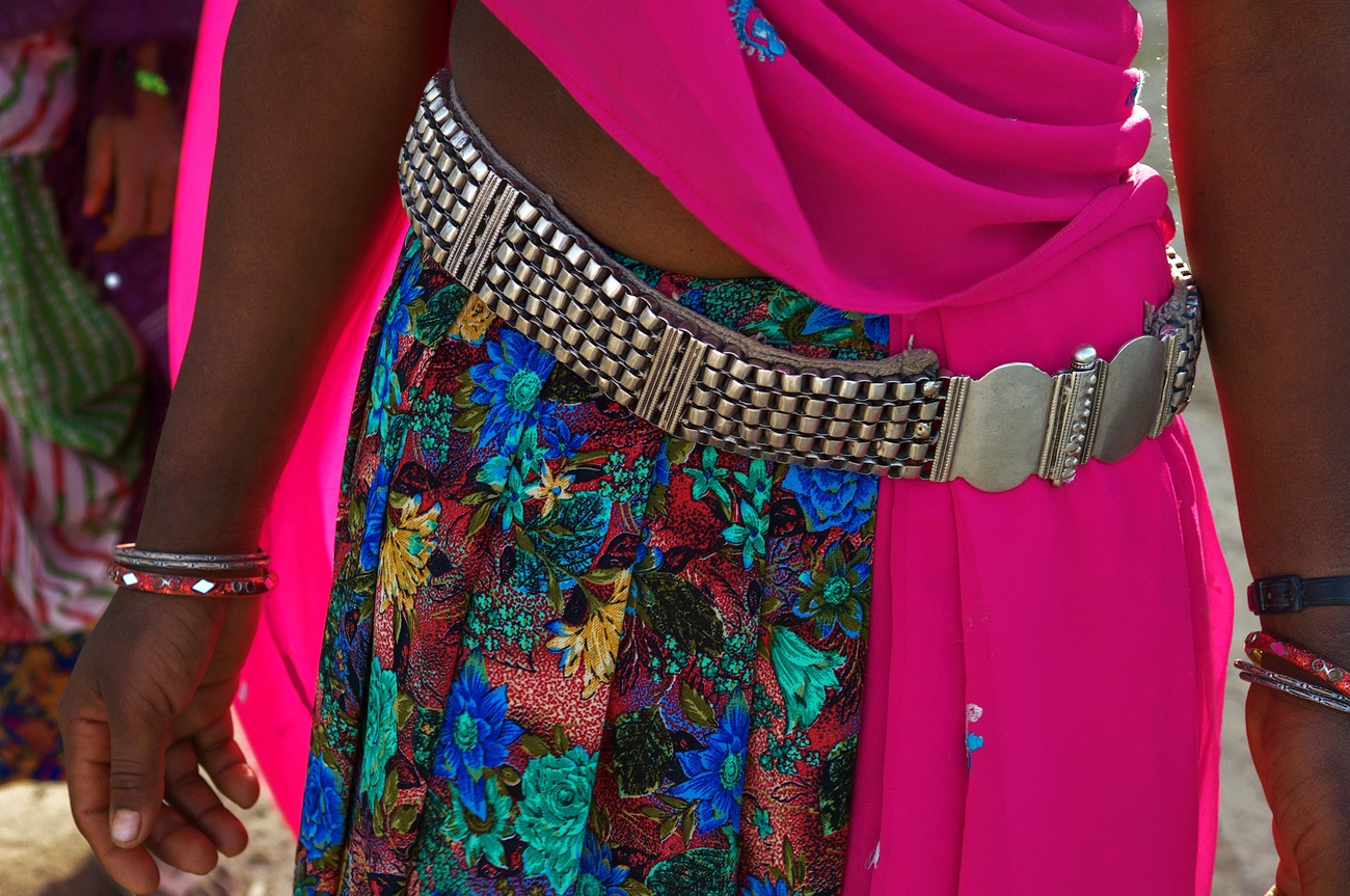 Village girl with silver belt - Rajasthan - India