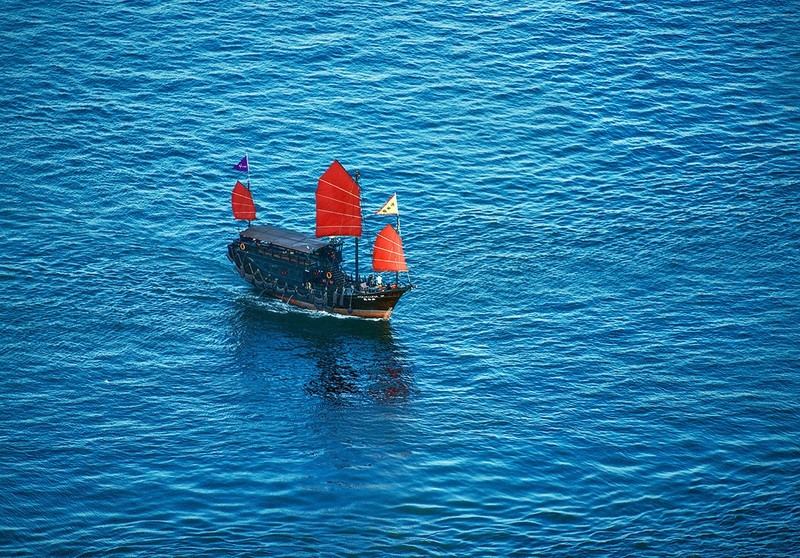 The Aqua Luna Junk off Tsim Sha Tsui - DSC_4454 - Hong Kong with the Aqua Luna Junk