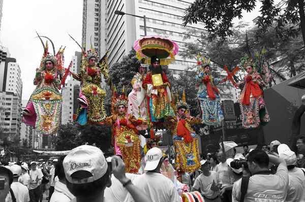 KM-210 Flying children Anniversary parade - July 1st 2007 - Hong Kong in the 70s and 80s