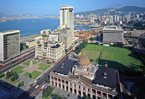 KM-79A Hong Kong Club, Furama Hotel & cricket pitch - 1975 - Hong Kong in the 70s and 80s