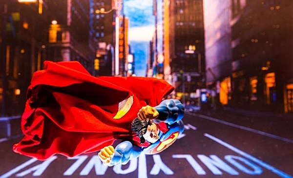 Superman in flight (IMG_2747) - DC Comics