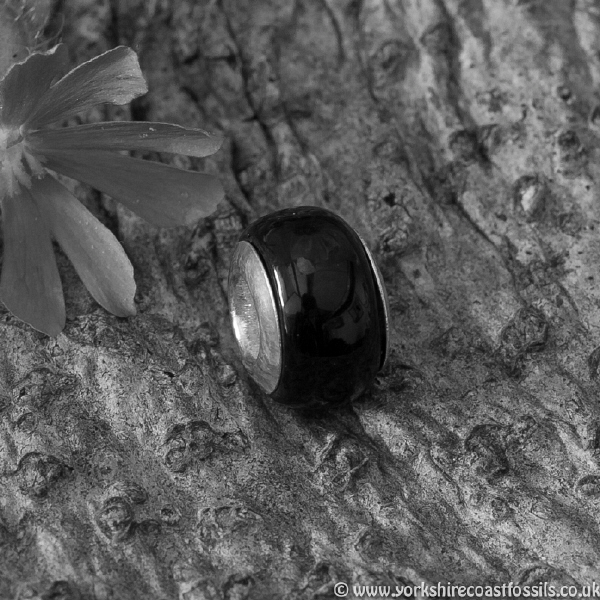 Whitby Jet Plain Bead jbe002 - Whitby Jet Beads & Charms