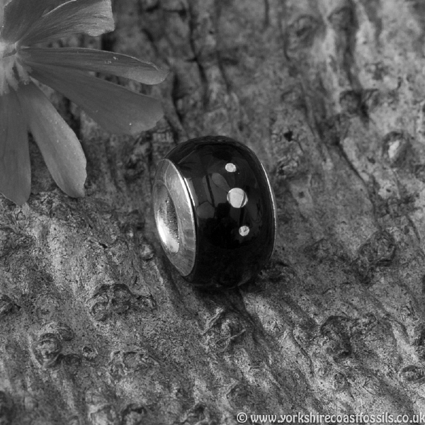 Whitby Jet Bead inlaid Silver Dots jbe005 - Whitby Jet Beads & Charms