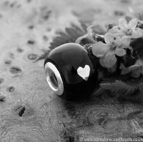 Whitby Jet Bead Inlaid Silver Heart jbe006 - Whitby Jet Beads & Charms
