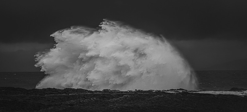 DSCF7348 - The Beauty of Waves in Black and White