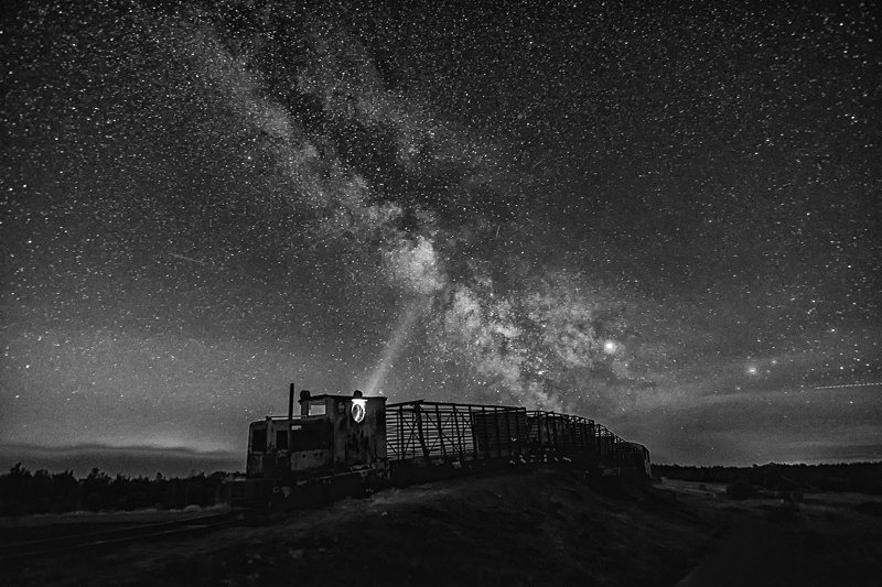 DSCF3253 - Black and White