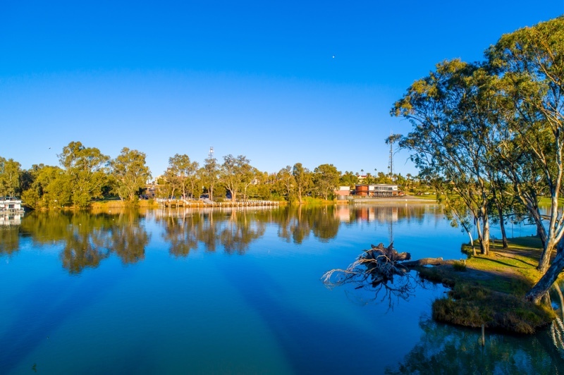 Murray River Mildura VIC Across Australia Outback Tours aaotours travel holiday park drone fly
