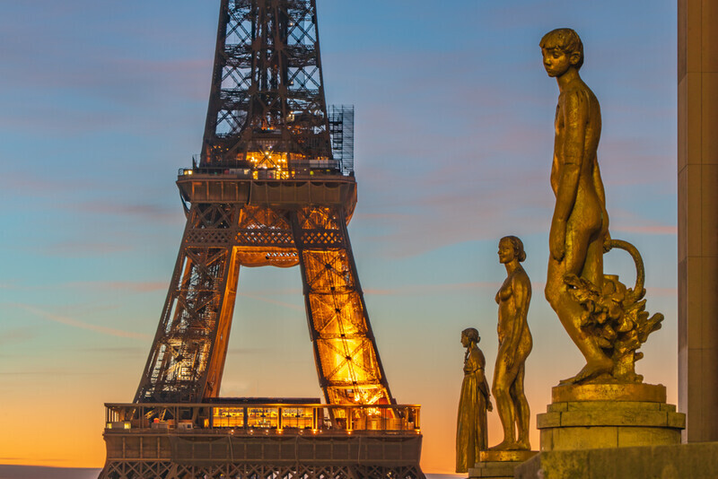 Trocadero Statues and Eiffel Tower, Paris by Irish Outdoor Photographer Adrian Hendroff - Fabulous Viewpoints