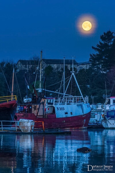 riverboat holidays name of boat moonlight