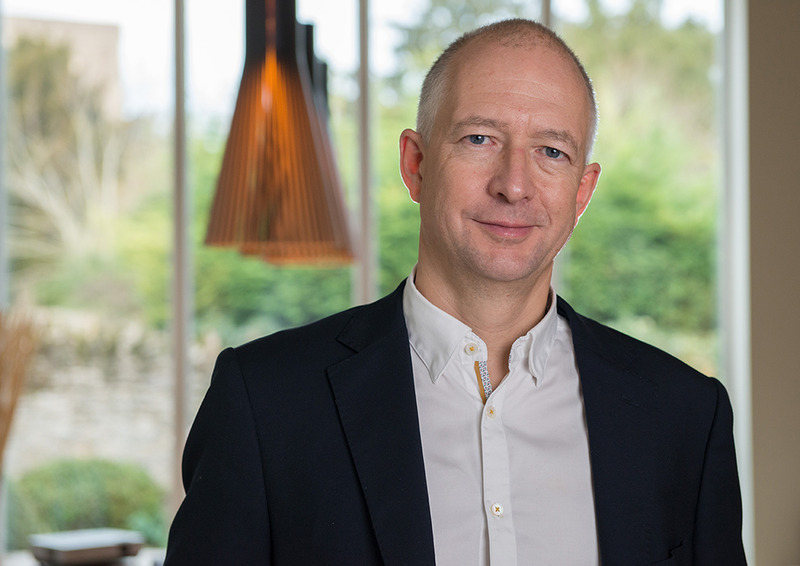 0016-AV5 - HEADSHOTS