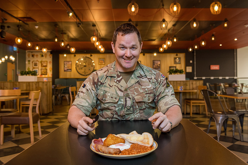 0043-AV5 - HEADSHOTS