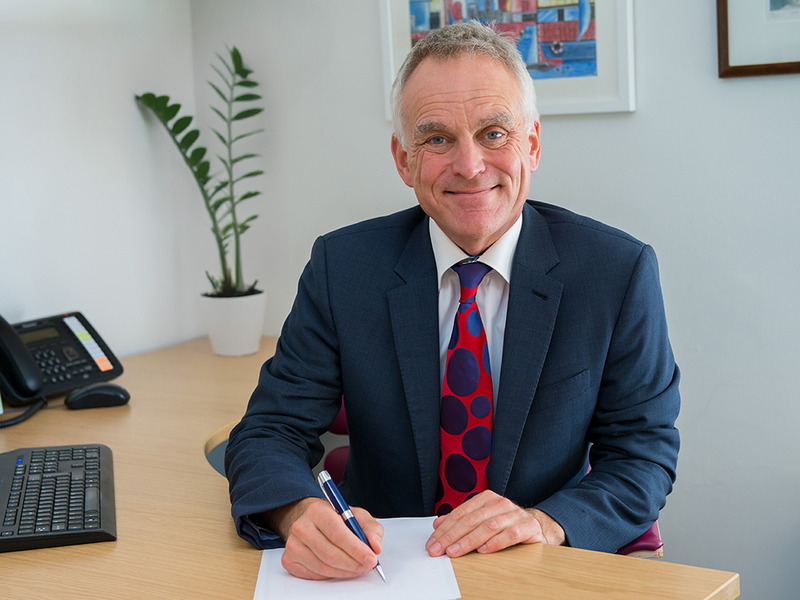 0013-AV5 - HEADSHOTS