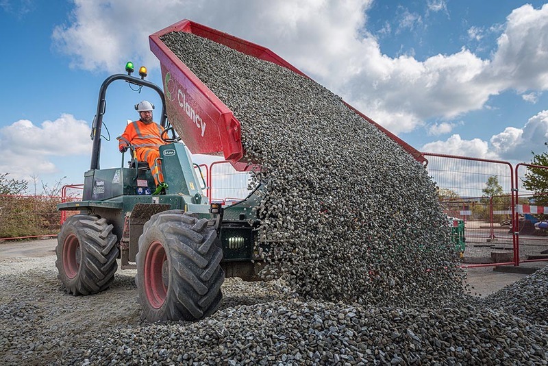 0003-IT - INDUSTRIAL & TECH