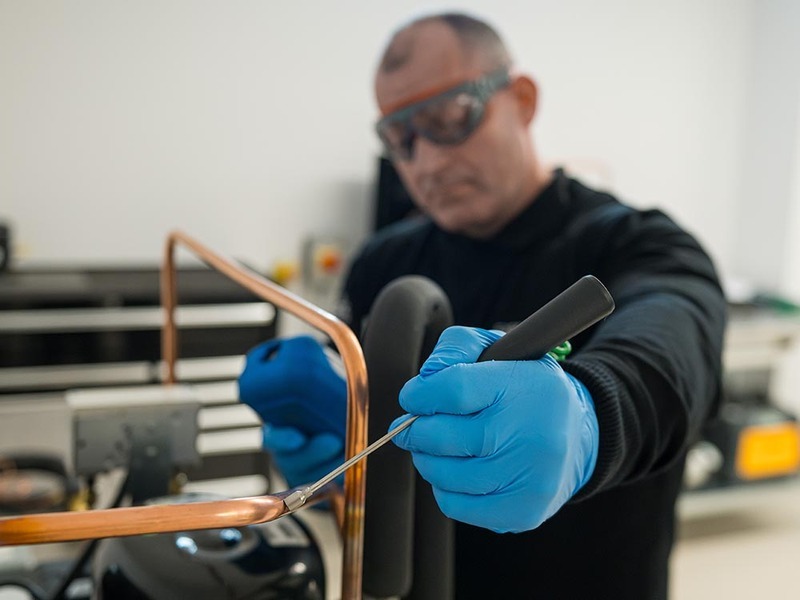 0065-IT - INDUSTRIAL & TECH