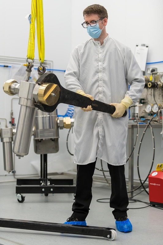 0036-IT - INDUSTRIAL & TECH