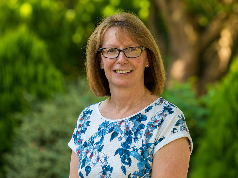 0023-AV5 - HEADSHOTS