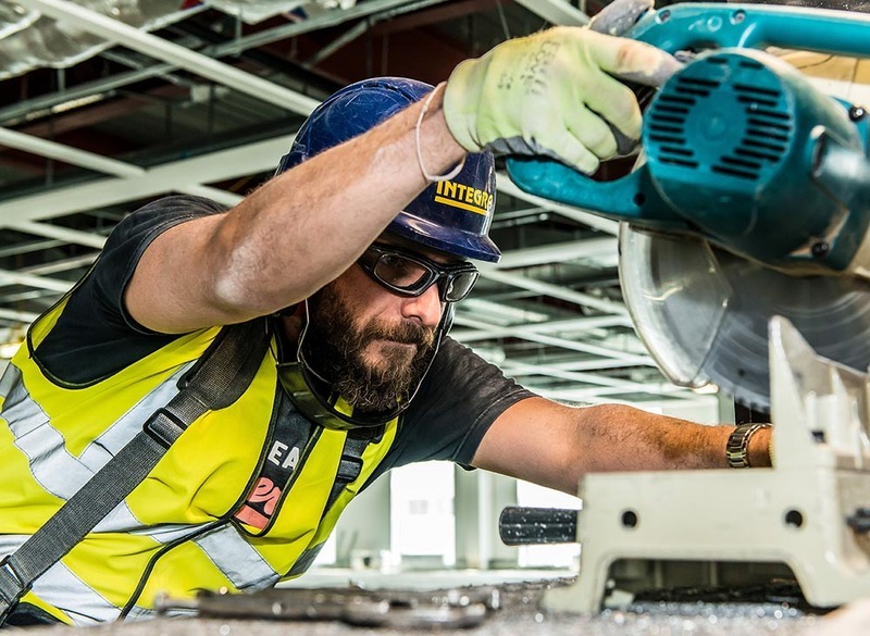 0022-IT - INDUSTRIAL & TECH