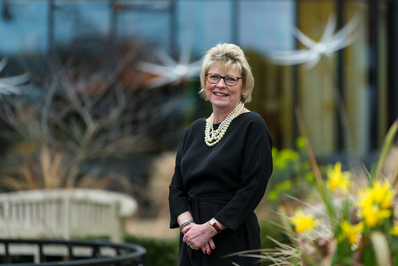 0041-AV5 - HEADSHOTS