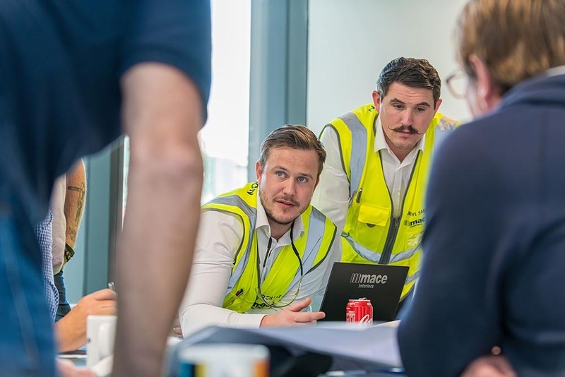 0035-IT - INDUSTRIAL & TECH