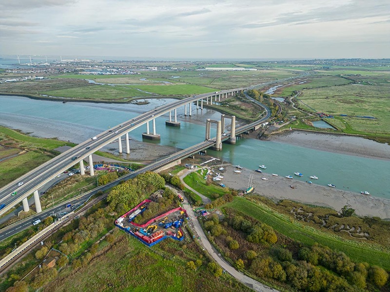 0053-IT - INDUSTRIAL & TECH