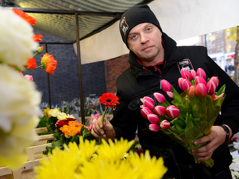 0009-AV5 - HEADSHOTS