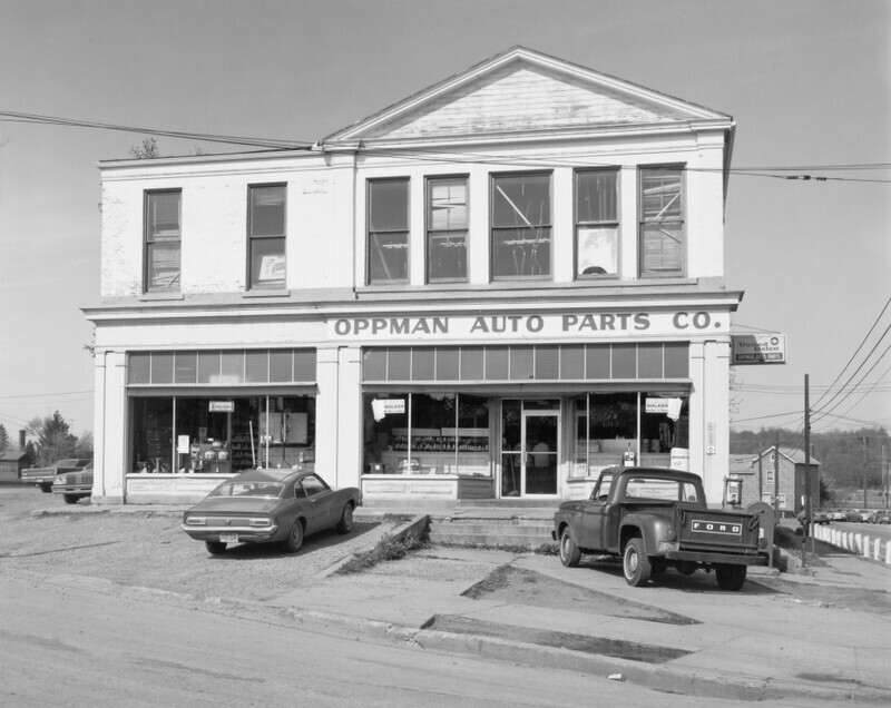 Oppman Auto Parts (company store), Mount Pleasant, Pennsylvania 1978 - Photographic Survey of Westmoreland County Architecture, 1978-1979