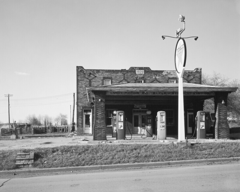 Landry's Gas, Mount Pleasant, Pennsylvania 1979 - Photographic Survey of Westmoreland County Architecture, 1978-1979