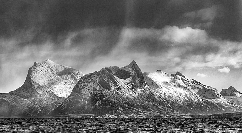 Strandåtindan - Mountains