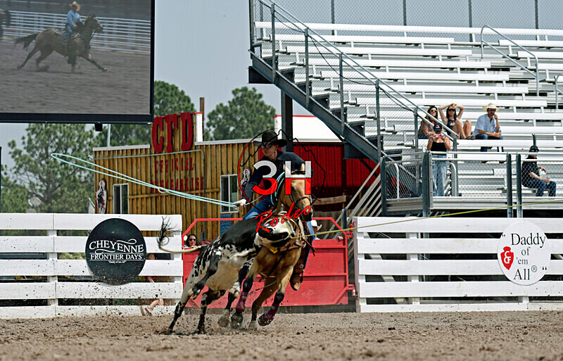 3HRodeo7-23-24_CFD_GavinH-5128_ - Gavin Hershberger - Team Roping