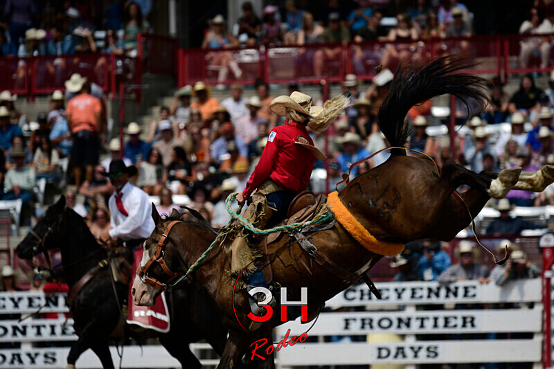 3HRodeo7-21-24_CFD_3HR13286_ - Women's Ranch Bronc Championship