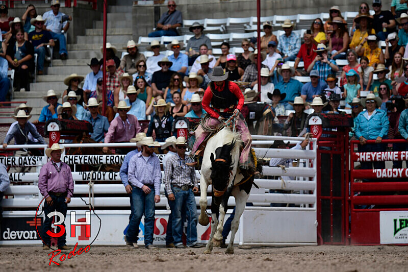 3HRodeo7-20-24_CFD_3HR5106_ - Women's Ranch Bronc Championship