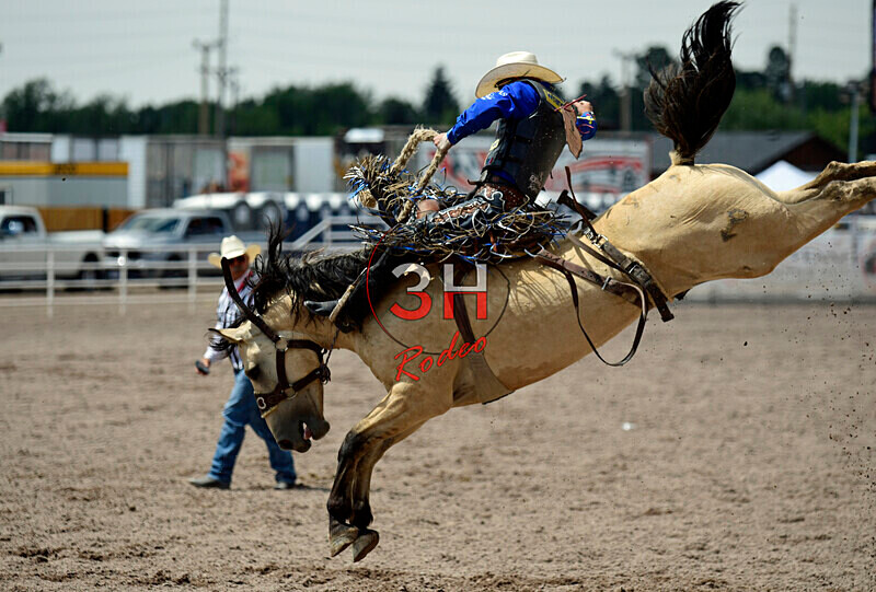 3HRodeo7-27-25_CFD_02144_Statler Wright - July 27th Rodeo Performance