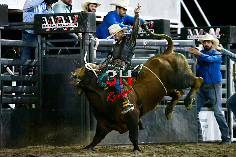 3HRodeo8-5-24_CFD_3HR-YUMA- 6176_ - AUG 5th Rodeo Performance