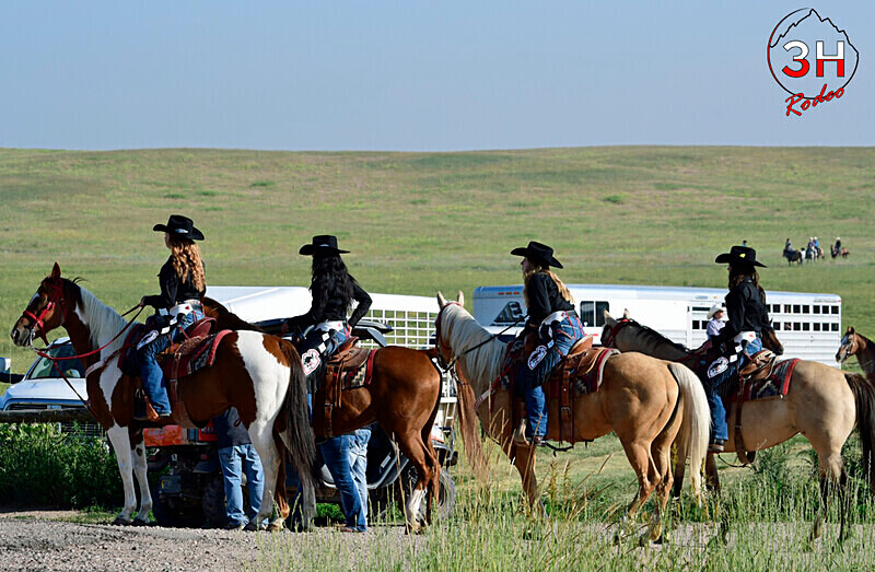 _DSC1507 - Bucking Horse Drive & Faces of CFD